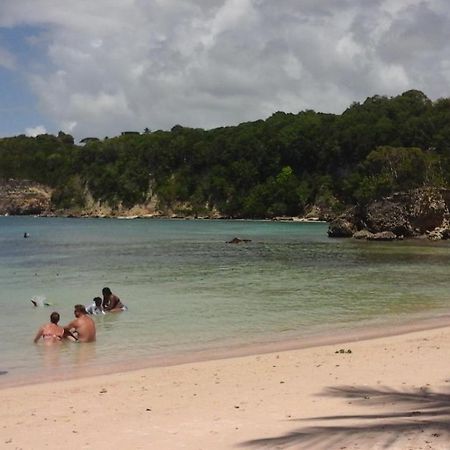 Appartement Les Pieds Dans L'Eau Le Gosier  Luaran gambar